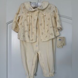 Vintage NWT McBaby One-Piece cream Romper with Teddy Print - Cream 3-6 months